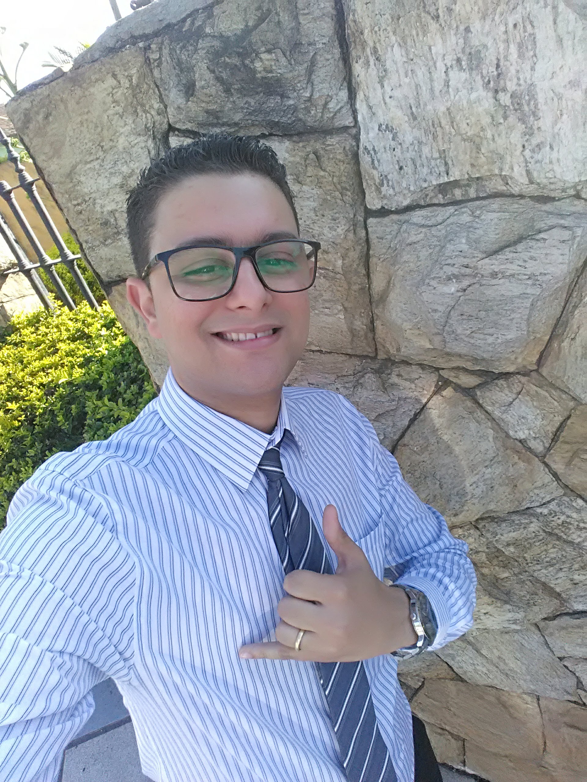 Associado: Leonardo Gon�alves Reis